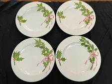 RARE! 4 Laurie Gates Los Angeles Hand Painted Christmas Holly 11-1/2" Plates