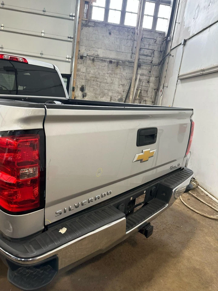 14 15 16 17 18 19 CHEVY SILVERADO 1500 maletero/tapa/portón trasero Foto 3 de 4