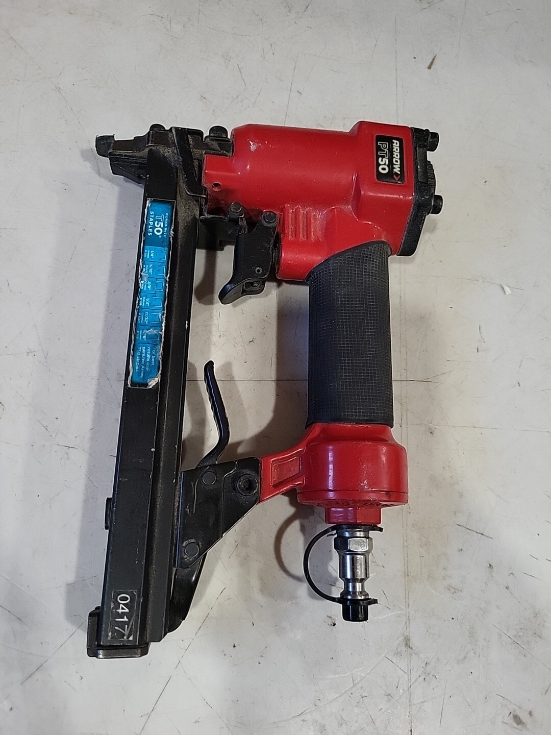 Staple Gun Arrow Fastener PT50 Pneumatic 1/4 In finisher /hobby