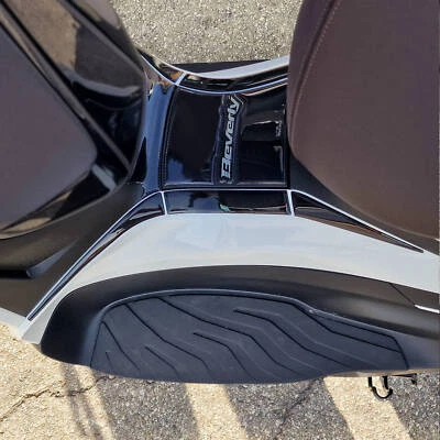 Adesivi 3D compatibili con Piaggio Beverly 300 e 400 2022 Sportello Serbatoio