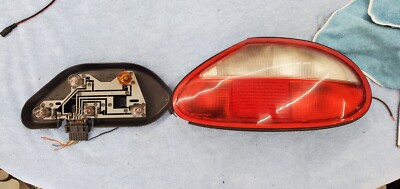 1997-2000 Jaguar XK8 XKR Right Side Passenger Tail Lamp LJA4900BD