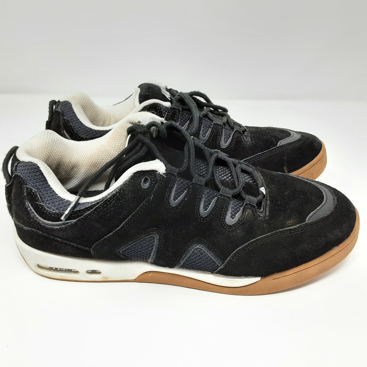 AXION Official Black Suede Gum Soles Skateboard Shoes Mens Size
