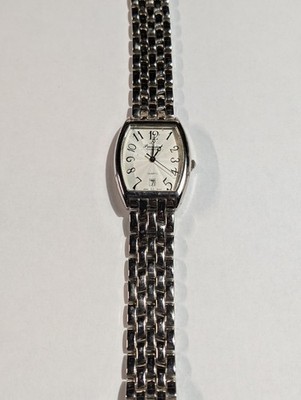VINTAGE MEN S PRECISION QUARTZ WRIST WATCH BY GRUEN - NEW BATTERY-MINT COND!