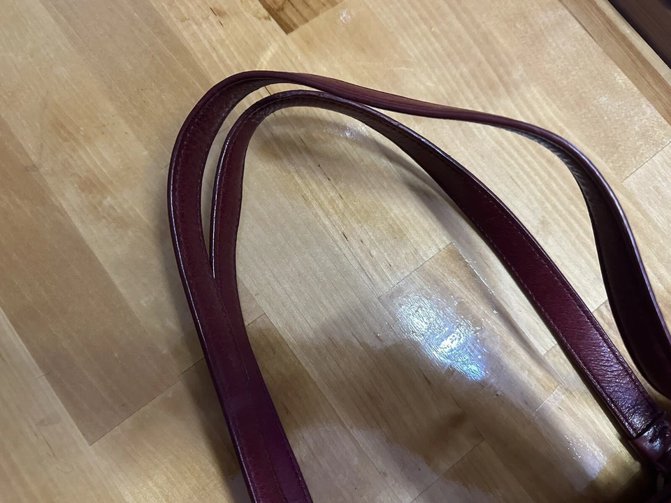 Bolso de terciopelo rojo Moschino Foto 4 de 4