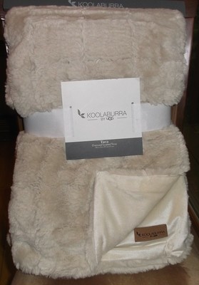 koolaburra by ugg tuva throw