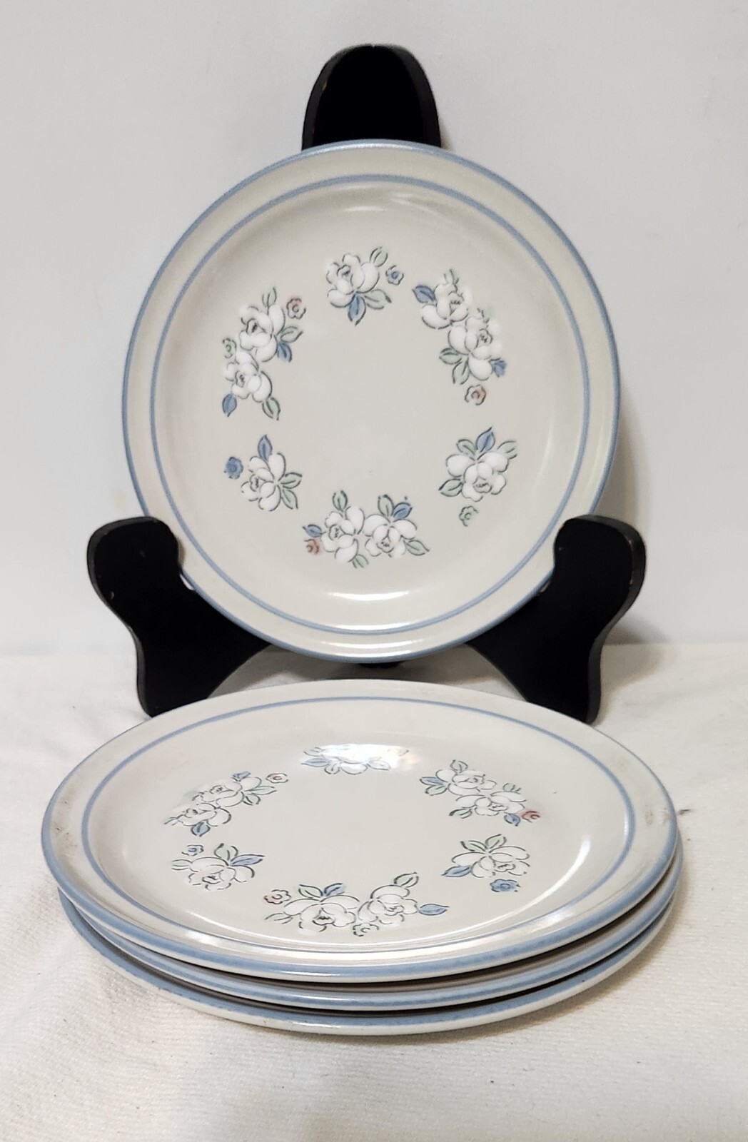 Set 4 CHANTILLY Stoneware Hearthside 7 1/2" Salad Plates, Fleur De Lune