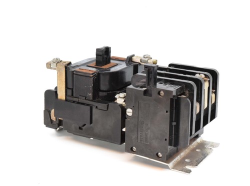 Relé de sobrecarga GE 15D21G002 NEMA B600 3 polos - Imagen 4 de 6