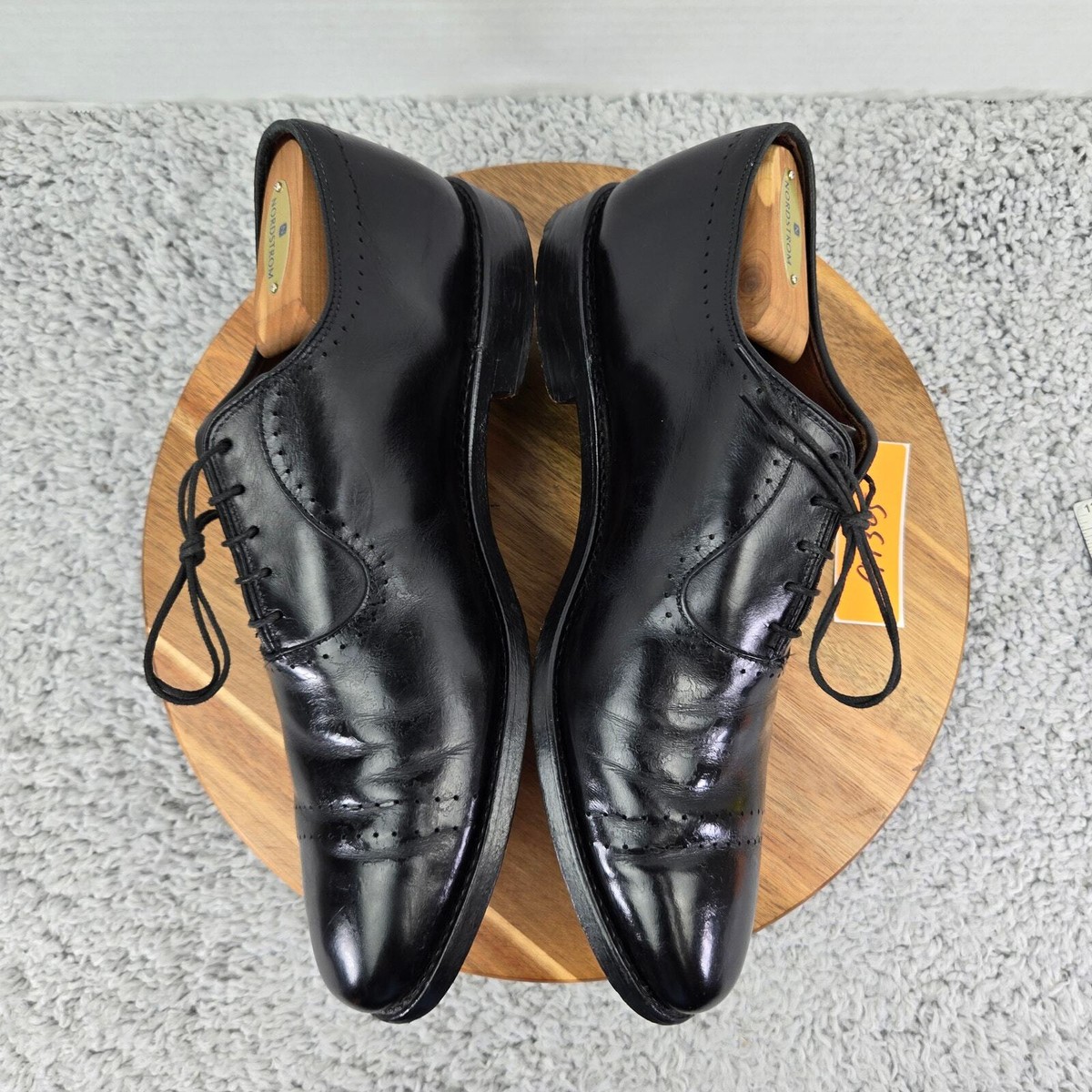 Allen Edmonds Vernon Black Leather Cap Toe Oxford Dress  display picture 2