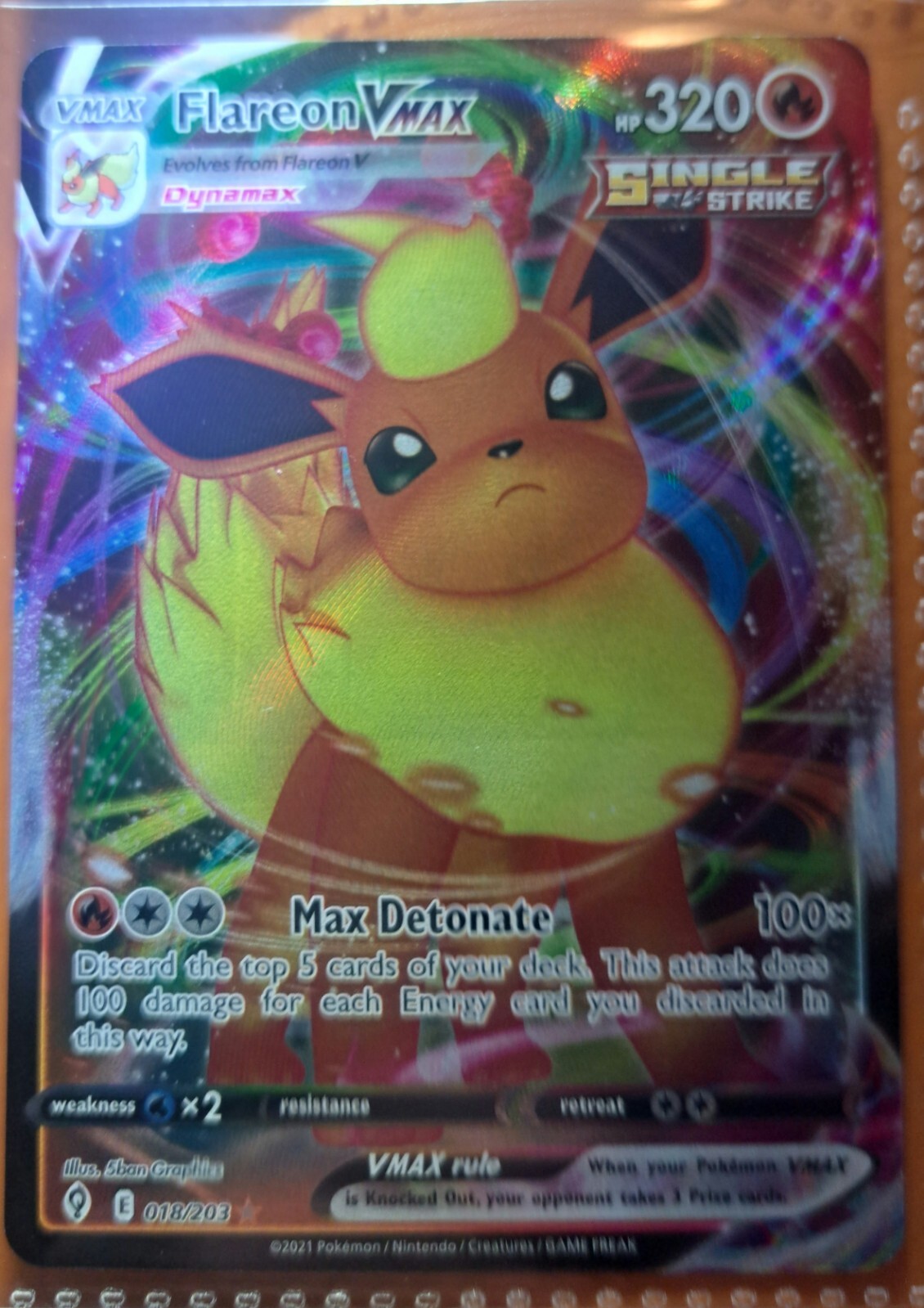 Flareon VMAX 018/203 Full Art Ultra Rare - 2021 Pokemon Evolving Skies NM