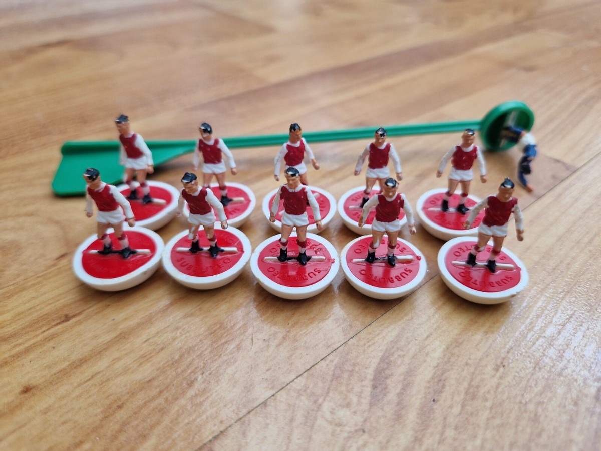 VINTAGE SUBBUTEO HW Poid Lourd Ref 16 Arsenal Complet Équipe Emballé VINTAGE SUBBUTEO HW Poid Lourd Ref 16 Arsenal Complet Équipe Emballé