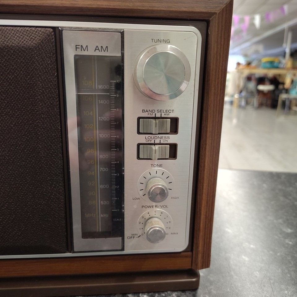 Vintage Sony AM/FM Tabletop 2 Bands Radio Woodgrain ICF-9740W Tested ...