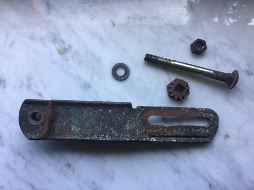 BMW E30 E28 Spannlasche für Lichtmaschine Lima Generator  1312137