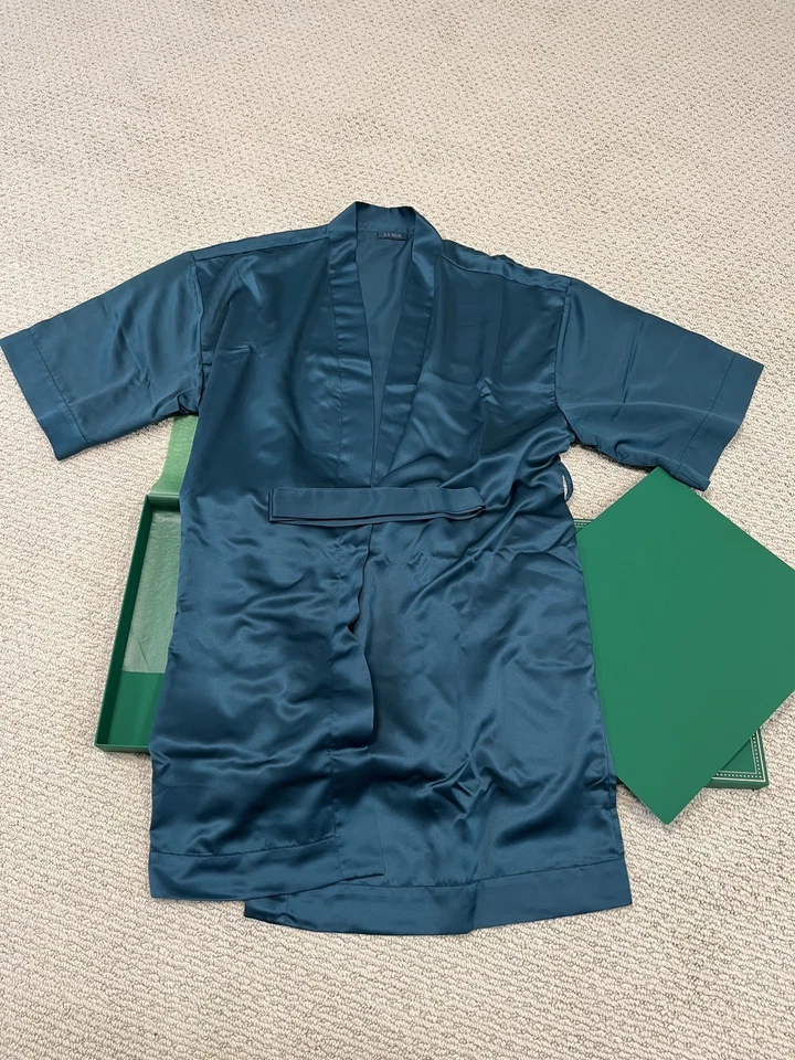 La Mer NUEVO Auténtico VIP Original Bata de Baño de Seda en Caja de Regalo con Cinta Foto 3 de 3