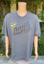 Vintage Y2K Famous Stars And Straps Family Graphic Tee Mens 2XL Gray T-Shirt