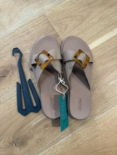 NWT Women's Olukai LA'I Slide Comfort Sandal Taupe Beige size 8 womens