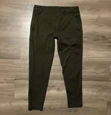 BYLT Everyday Pant 2.0 Mens Medium Green Stretch Performance Chino Zip Pocket