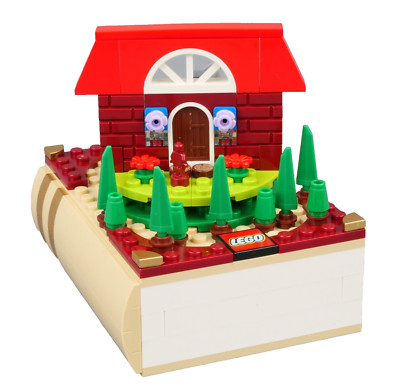 -NEW- LEGO Bricktober Little Red Riding Hood Toys R Us Japanese Exclusive 2021
