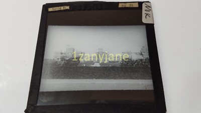 NOK Glass Magic Lantern Slide Photo SERIE II NR 21 PATH IVY COVERED WALL BUILD