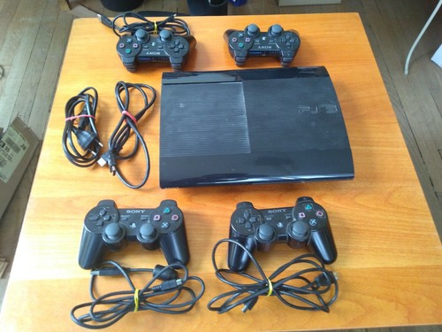 Console PS3 Ultra Slim 500 go . complète . lecteur top ! 79,80