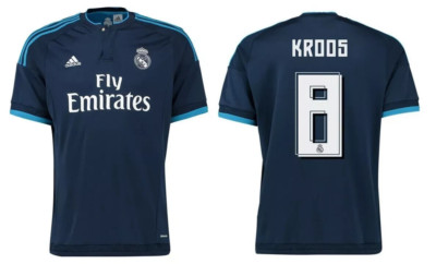 Adidas Real Madrid Third Trikot 2015-16 Kroos 8 Größe M CR052 FF 16
