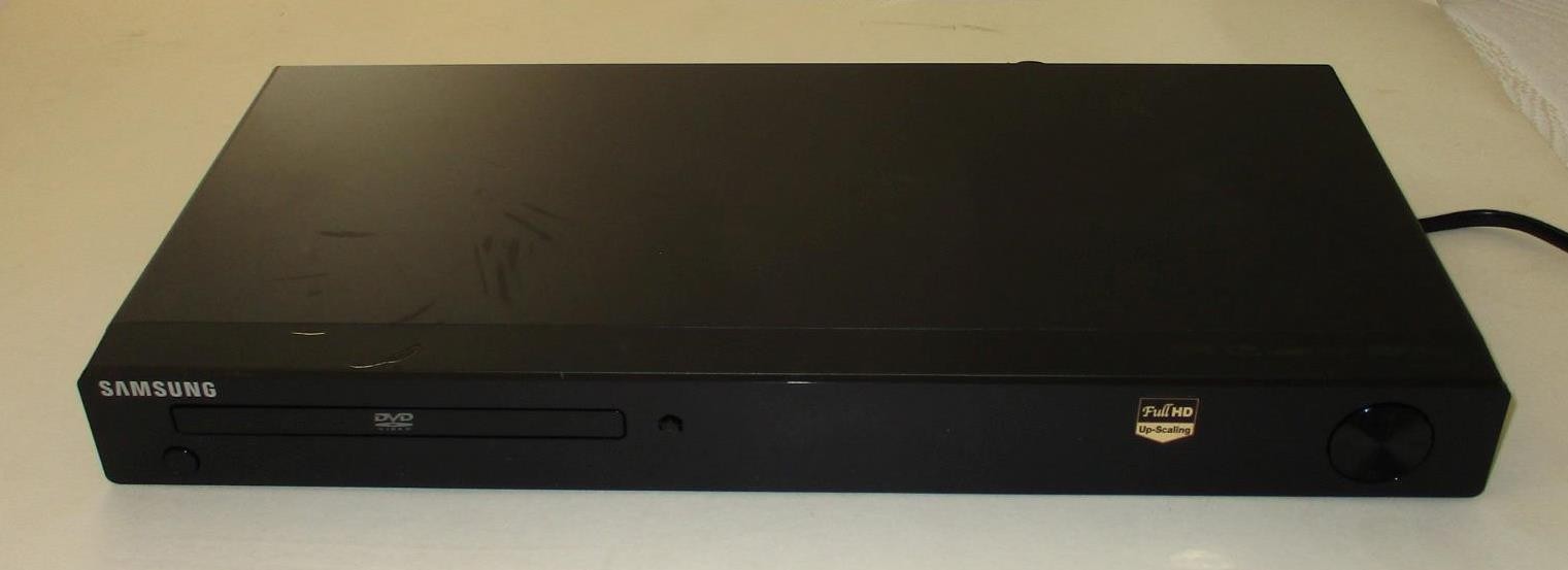 - Digital Video Disc Player With Outlets And Hdmi