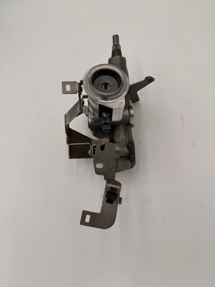 Interruptor de encendido Subaru Forester 2011-2013 con llave 88215AG000 OEM Foto 3 de 4