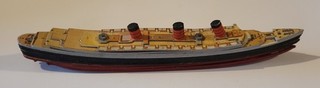 Vintage Chad Valley 'Take To Pieces' RMS Queen Mary Cunard White Star Linienschiff