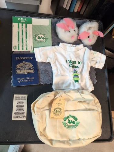 Vintage 1985 Cabbage Patch  Kids Airways Travel Bag Passport Bunny slipper Shirt