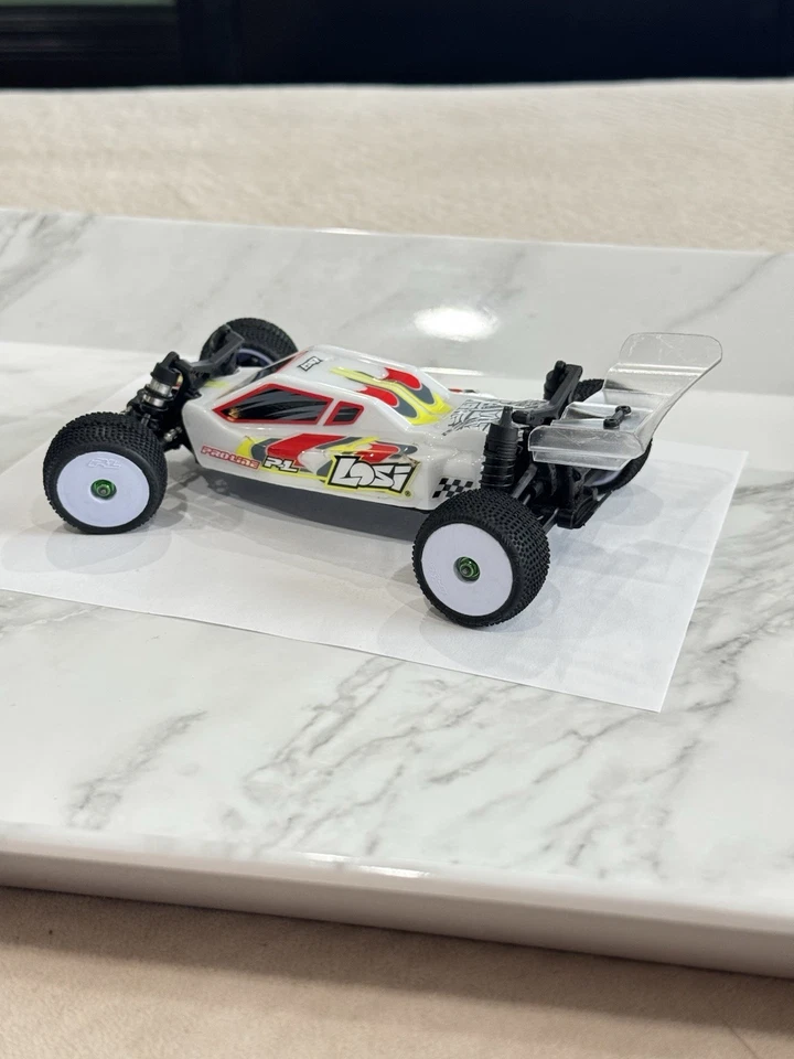 Losi Micro-B Micro-T Mini-Z Wheel Lock Nuts Aluminum 2mm Wheel Nuts Gold (4) - Image 3 of 4