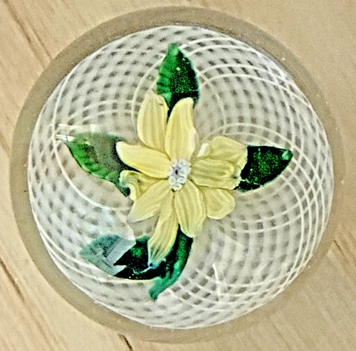 Vintage Latticino Ribbons Murano Art Glass Paperweight White Lace Yellow Flower