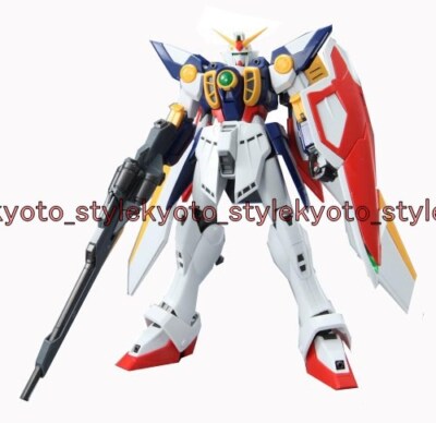 Bandai MG 1/100 XXXG-01W WING Gundam Master Grade Plastic Model