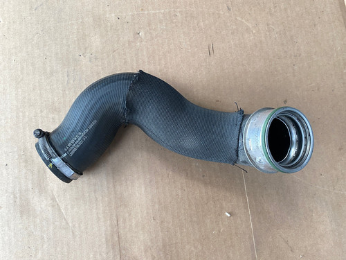 Mercedes A/B-Klasse W169/T245 200CDI Ladeluftschlauch Turboschlauch A1695280482