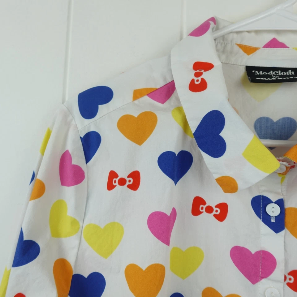 ModCloth for Hello Kitty Hearts and Bows Button Up Top X-Large - Image 2 of 4