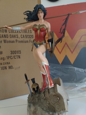 Sideshow Wonder Woman Premium Format Statue DC Comics