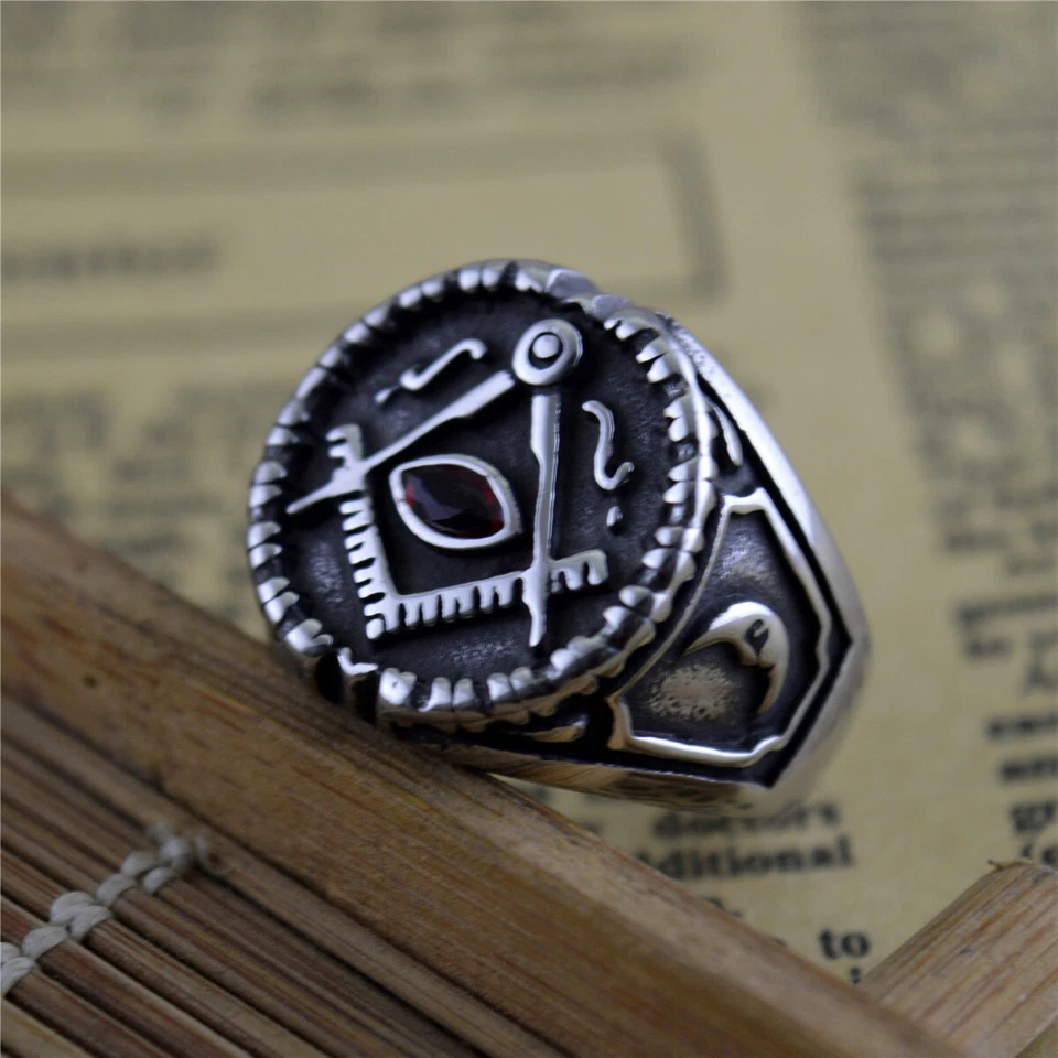 Anillo de masón antiguo de acero inoxidable con incrustación de rubí talla 7-13 vintage para hombre Foto 3 de 4