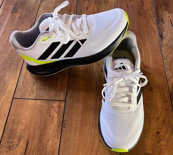 New In Box Youth  5.5 Adidas