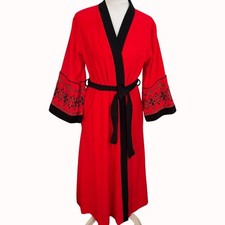 Miss Elaine Luxury Red Robe Kimono M Petite Black Embroidery Belted Waist VTG 70