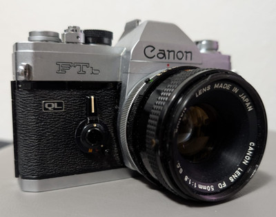 Canon FTb QL Spiegelreflexkamera mit Canon FD 50mm 1:1.8 S.C. Objektiv  Vintage