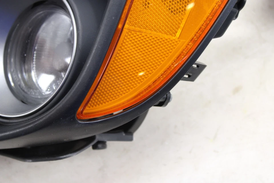 Luz antiniebla izquierda Mazda MX-5 Miata 2009-2012/tama OEM MU15 Foto 3 de 4