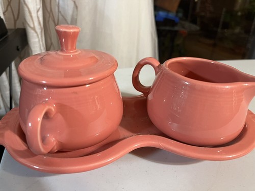 Fiesta Ware Pink FLAMINGO ??- 4 Piece Figure 8 Creamer Sugar Set - Picture 2 of 11
