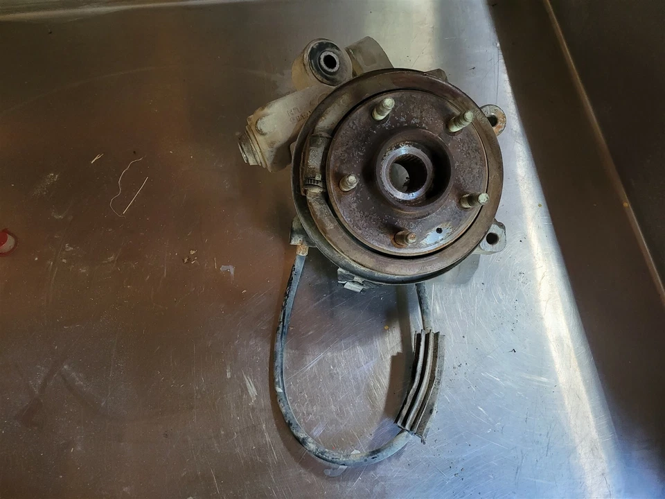 2003-2007 Cadillac CTS Spindle Knuckle Hub Rear Left Driver Side 88951999 oem — 第 2/4 张图片