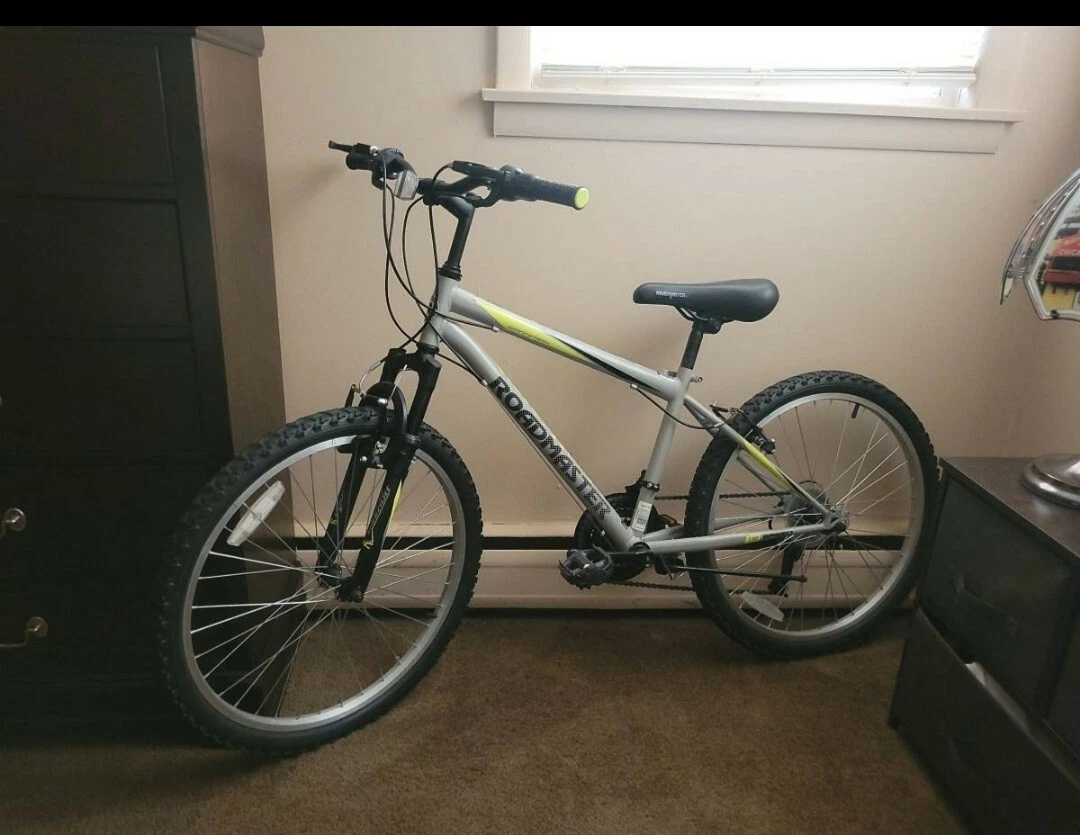 Women's roadmaster sale mountain bike