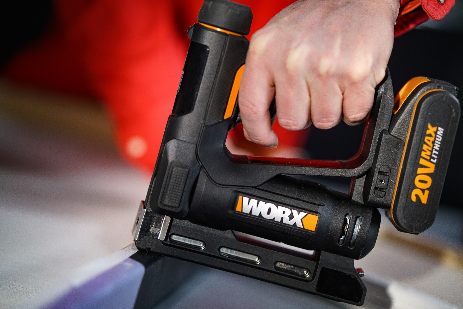 WORX WX843 Crown Stapler/Nail Gun 18V/20V 2.0Ah Battery x200 Nail & Staples Kits eBay