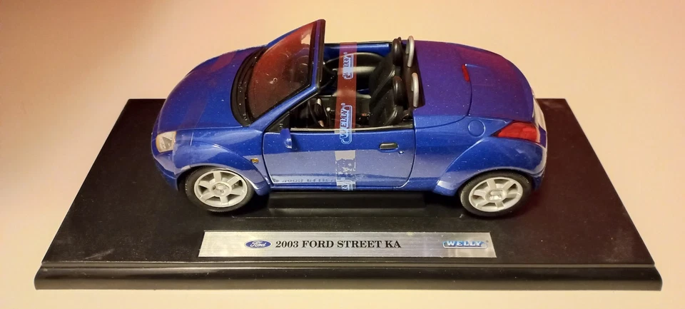FORD 2003 STREET KA 1/18 WELLY - Immagine 2 di 4