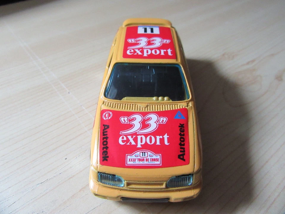 Modellismo statico - 1/43 -Burago   FORD  SIERRA - Immagine 3 di 4