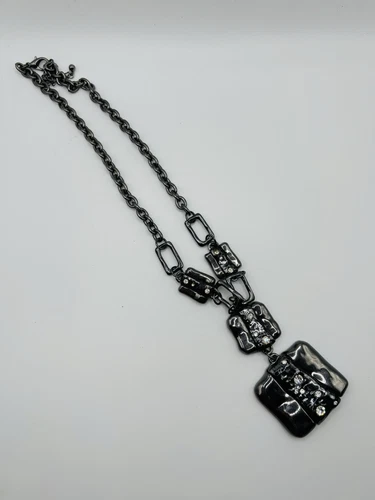 VETEMENTS Collana dichiarazione strass grigio canna di fucile 16"