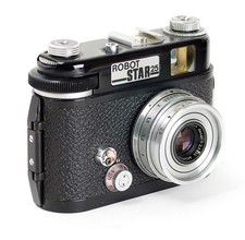 Robot Star 25 Black with Schneider Kreuznach Xenar 2.8/38mm No.2-188152
