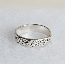 Sterling Silver Floral Band Ring  Size 8.75  6mm Wide  3.8g  Vintage 925