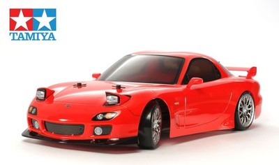TAMIYA TT-02D DRIFT BAUSATZ 1:10 ''MAZDA RX-7'' INCL. HOP-UP PARTS # 300058648