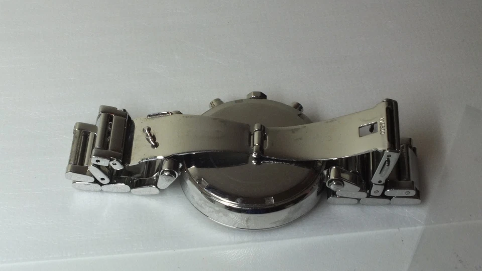 Michael Kors 39mm Silver Stainless Watch: WORKING - Image 3 of 4